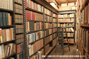 旧江戸川乱歩邸の土蔵書庫。戦後の日本ミステリ文学の出発地点と言っても過言ではない